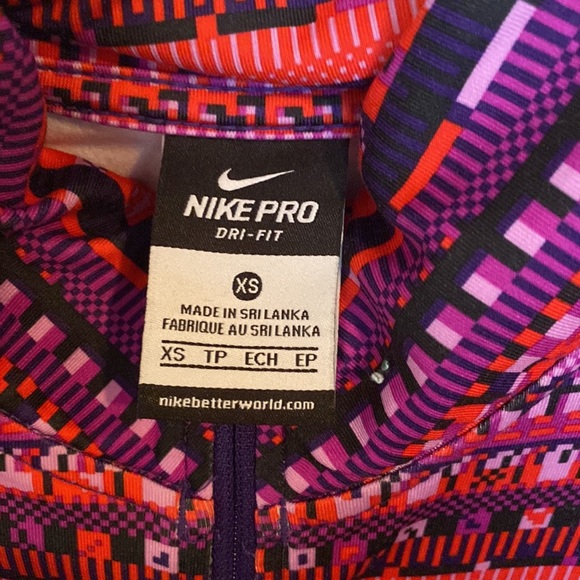 Nike dry fit, xs, new condition - Picture 2 of 3